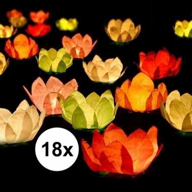18x bruiloft/huwelijk drijvende kaarsen/lantaarns bloemen 29 cm