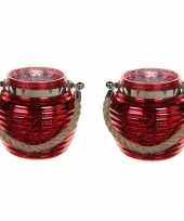 2x stuks rode windlichten lantaarns kaarsenhouders 13 cm